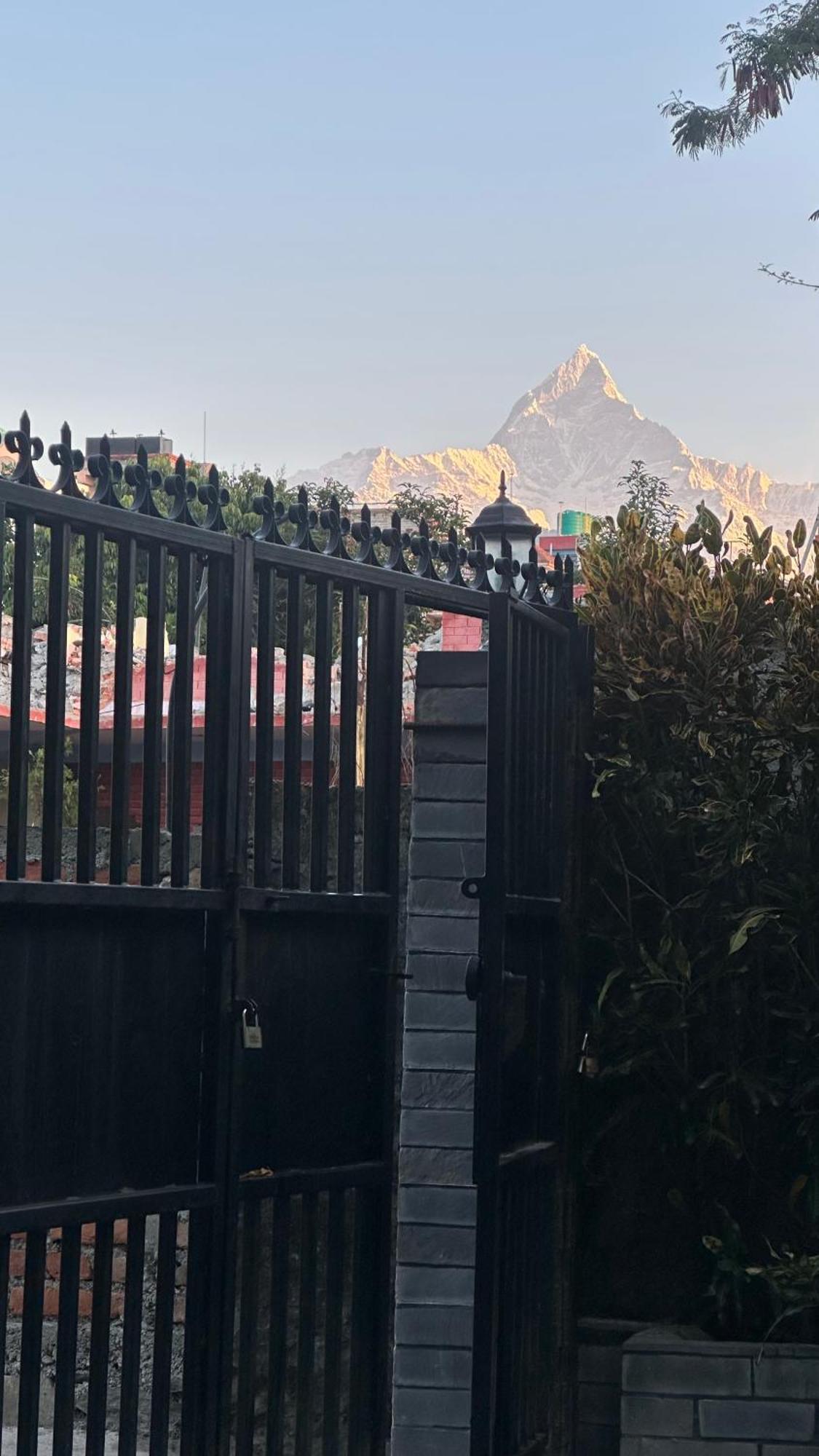 New Pokhara Lodge - Pokhara Lakeside Esterno foto