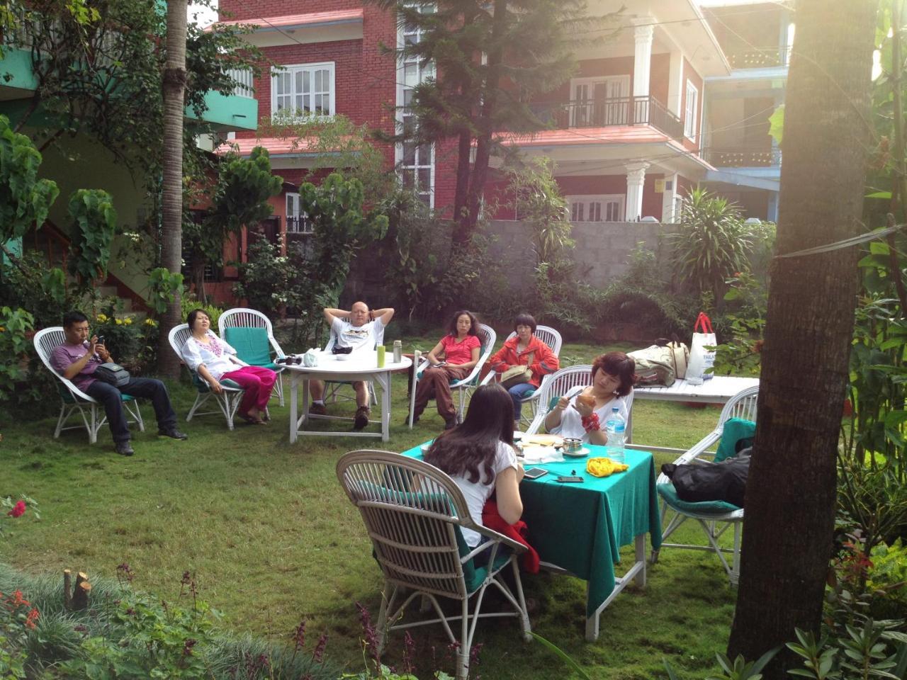 New Pokhara Lodge - Pokhara Lakeside Esterno foto